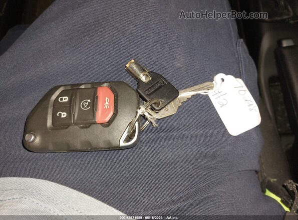 1C4HJXDG8PW681208 2023 JEEP WRANGLER Silver Առջևի վահանակի տեսք