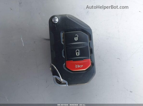 1C4HJXDN0PW571512 2023 JEEP WRANGLER Белый Вид панели приборов