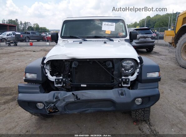 1C4HJXDN2NW132101 2022 JEEP WRANGLER UNLIMITED White Rear interior view