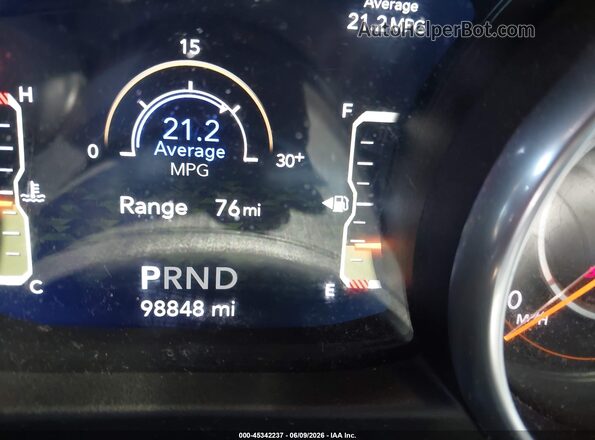 1C4HJXDN7JW211449 2018 JEEP WRANGLER UNLIMITED Orange 
