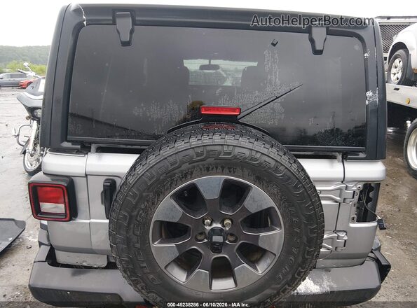 1C4HJXEG1JW199461 2018 JEEP WRANGLER UNLIMITED Silver 