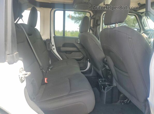 1C4HJXEN6MW679384 2021 JEEP WRANGLER White Rear seats view
