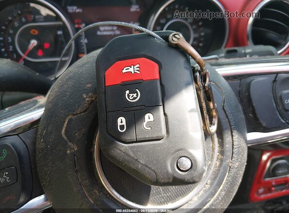 1C4HJXFG4LW217629 2020 JEEP WRANGLER UNLIMITED White Առջևի վահանակի տեսք