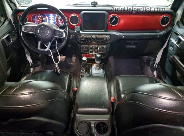 1C4HJXFN3LW243038 2020 JEEP WRANGLER Белый Вид панели приборов