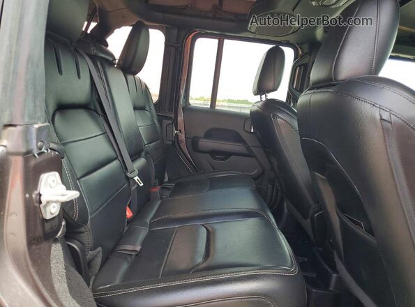 1C4JJXP65MW871905 2021 JEEP WRANGLER Gray Vista interior trasera