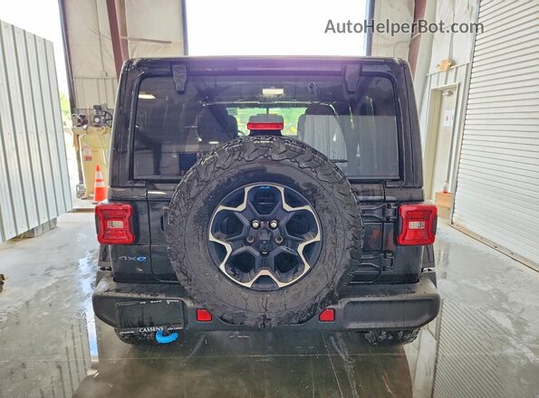 1C4JJXR64PW501028 2023 JEEP WRANGLER Черный Вид сзади