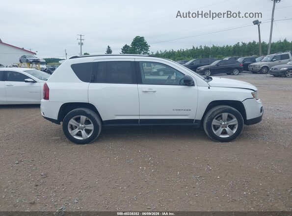1C4NJCBA2GD633967 2016 JEEP COMPASS White უკანა სალონის ხედი
