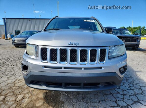 1C4NJCBA3GD513286 2016 JEEP COMPASS Silver Vista frontal