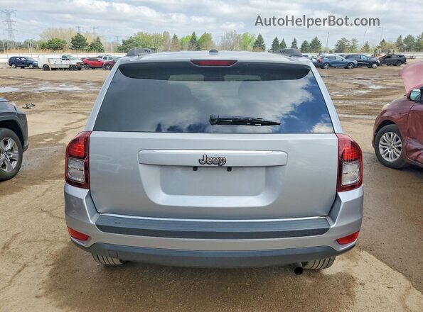 1C4NJCBA8GD512599 2016 JEEP COMPASS Silver Widok z tyłu