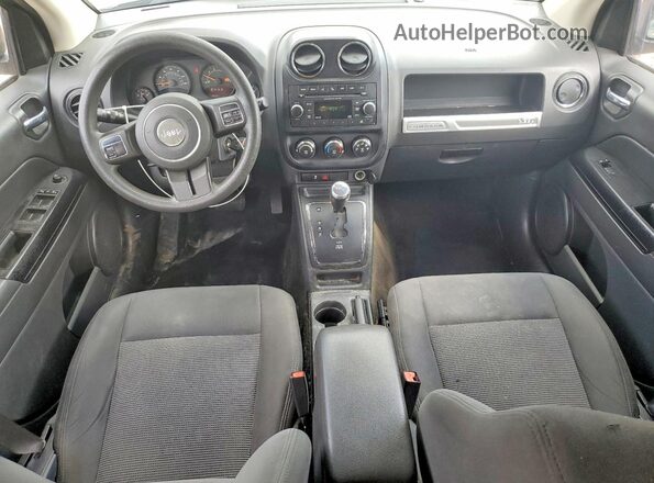 1C4NJCBA8GD512599 2016 JEEP COMPASS Silver Widok deski rozdzielczej