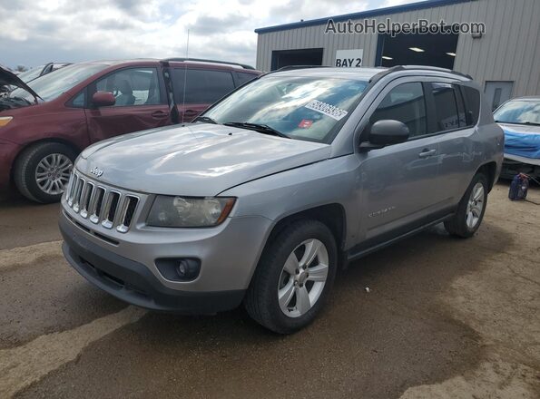 1C4NJCBA8GD512599 2016 JEEP COMPASS Silver 