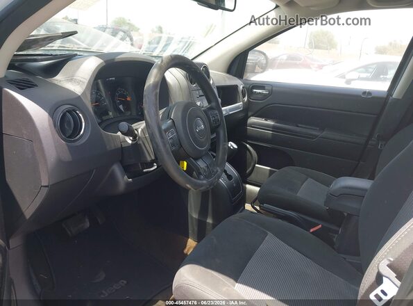 1C4NJCBA8GD560443 2016 JEEP COMPASS White Вид салону спереду
