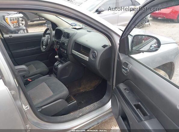 1C4NJCBA8GD600553 2016 JEEP COMPASS Gray Вид салону спереду