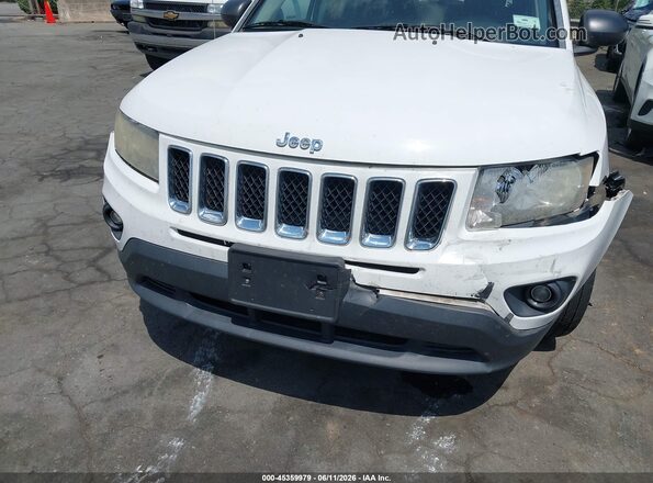 1C4NJCBAXGD560654 2016 JEEP COMPASS White წინა ხედი