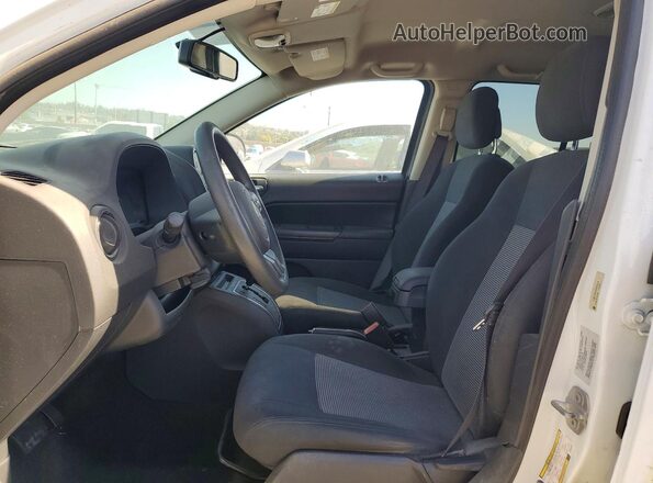 1C4NJCBAXGD665534 2016 JEEP COMPASS White Вид салону спереду