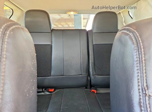 1C4NJCBAXGD803055 2016 JEEP COMPASS Silver Հետևի նստատեղերի տեսք