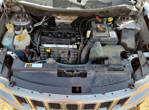 1C4NJCBAXGD803055 2016 JEEP COMPASS Silver Շարժիչի բաժամունքի տեսք
