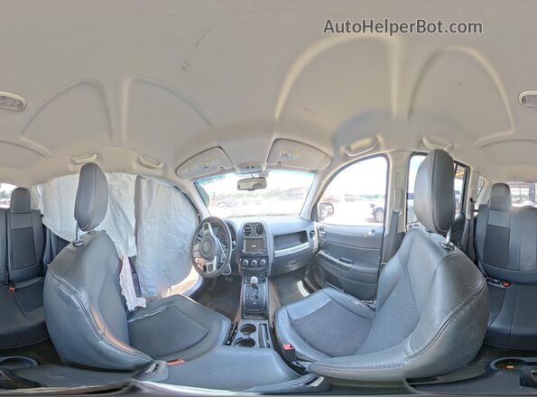 1C4NJCBAXGD803055 2016 JEEP COMPASS Silver 