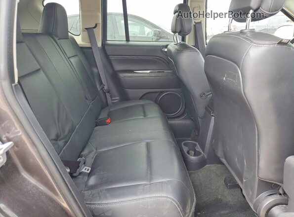 1C4NJCEA0GD792790 2016 JEEP COMPASS Gray უკანა სავარძლების ხედი