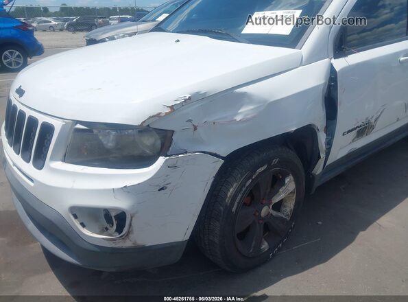 1C4NJCEA1GD599399 2016 JEEP COMPASS White Front view