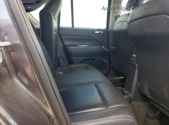 1C4NJCEA3GD806942 2016 JEEP COMPASS Gray 