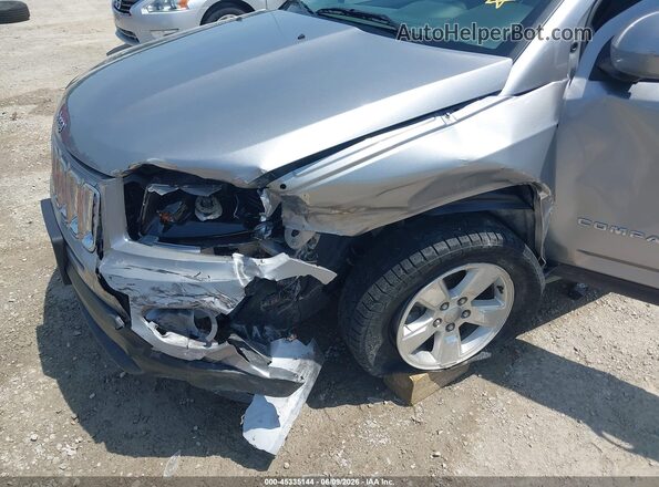 1C4NJCEA8GD715228 2016 JEEP COMPASS Серебряный Вид спереди