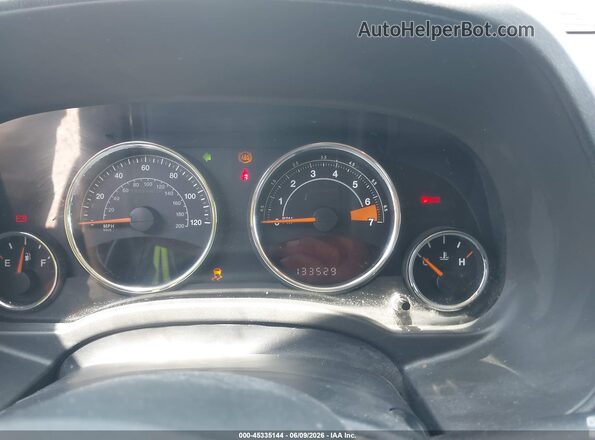 1C4NJCEA8GD715228 2016 JEEP COMPASS Серебряный Вид задних сидений
