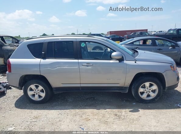 1C4NJCEA8GD715228 2016 JEEP COMPASS Серебряный Вид задней части салона