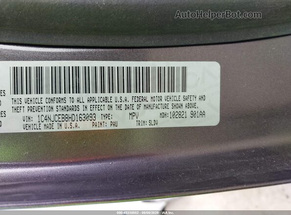1C4NJCEB8HD163093 2017 JEEP COMPASS Gray Widok komory silnika