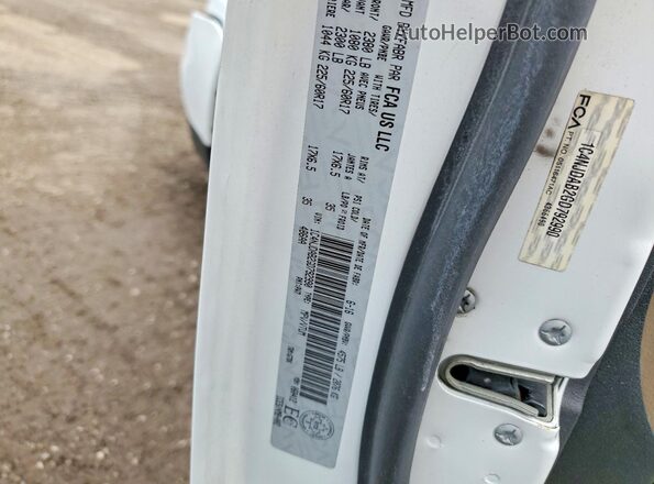 1C4NJDAB2GD792990 2016 JEEP COMPASS White VIN sticker view
