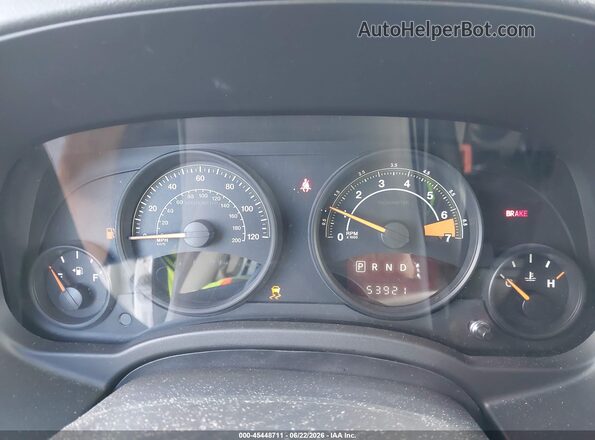 1C4NJDBB1GD521725 2016 JEEP COMPASS White Widok tylnych siedzeń