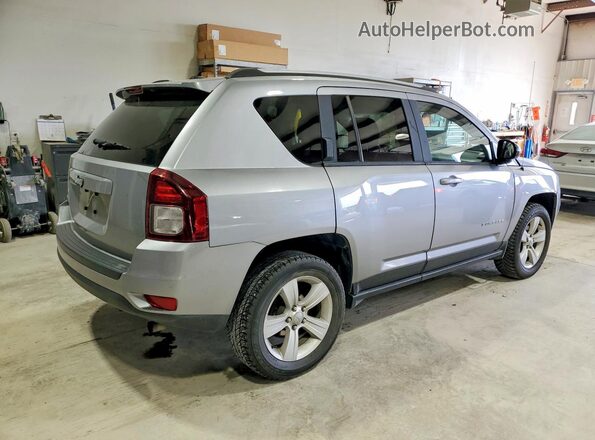1C4NJDBB4GD571860 2016 JEEP COMPASS Silver 
