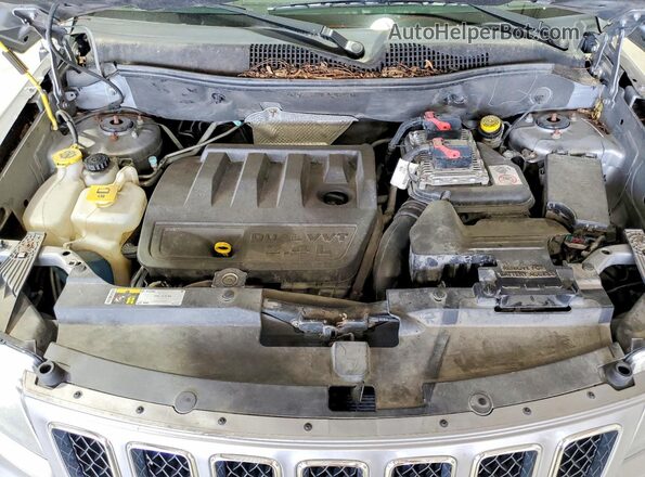 1C4NJDBB4GD571860 2016 JEEP COMPASS Silver 