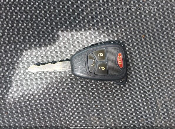 1C4NJDBB4GD670999 2016 JEEP COMPASS Silver Dashboard view