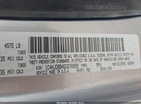 1C4NJDBB4GD670999 2016 JEEP COMPASS Silver Engine compartment view