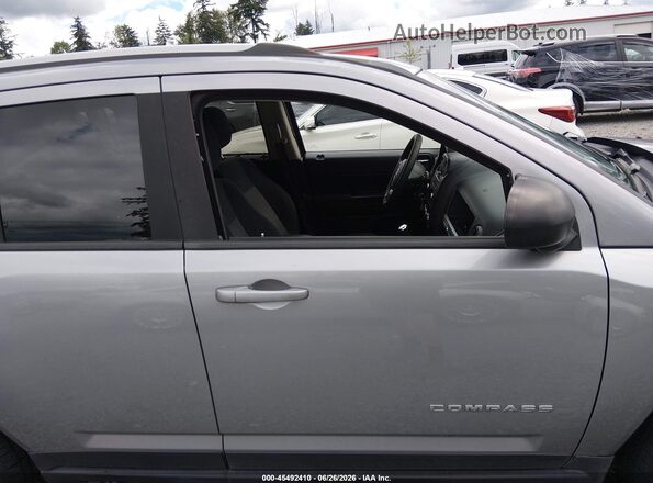 1C4NJDBB6GD631704 2016 JEEP COMPASS Серебряный Вид спереди