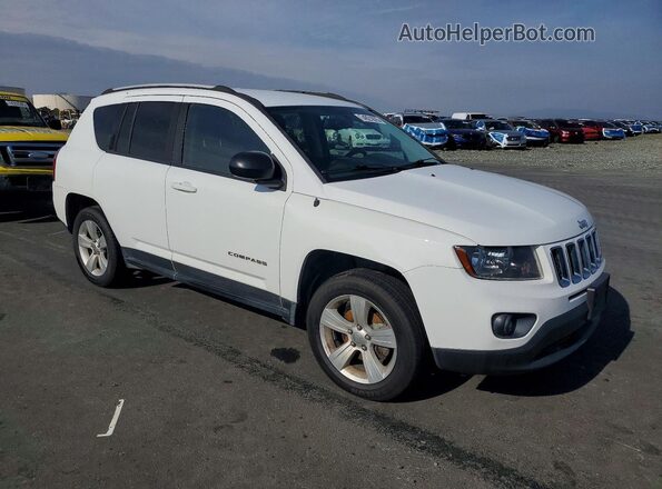 1C4NJDBB8GD723297 2016 JEEP COMPASS White Przód prawy