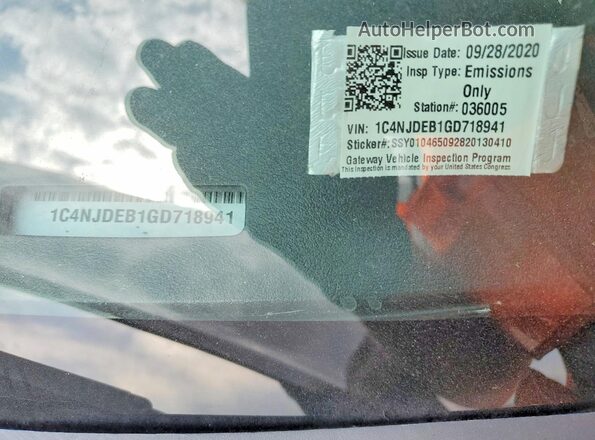 1C4NJDEB1GD718941 2016 JEEP COMPASS Charcoal Widok wnętrza 360 stopni