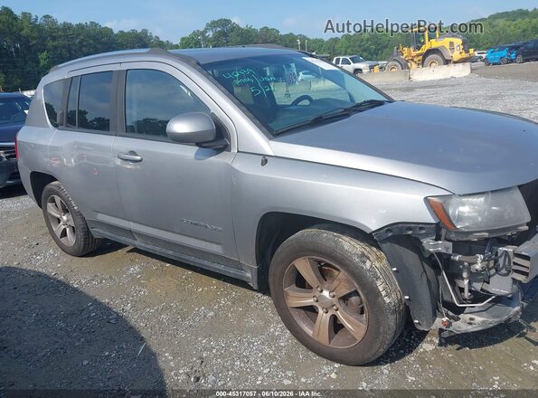 1C4NJDEB2GD588121 2016 JEEP COMPASS Silver Vista interior trasera