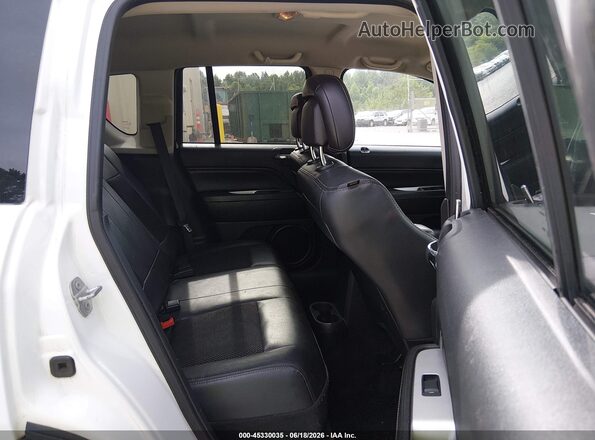 1C4NJDEB3GD542619 2016 JEEP COMPASS White VIN კოდის სტიკერის ხედი