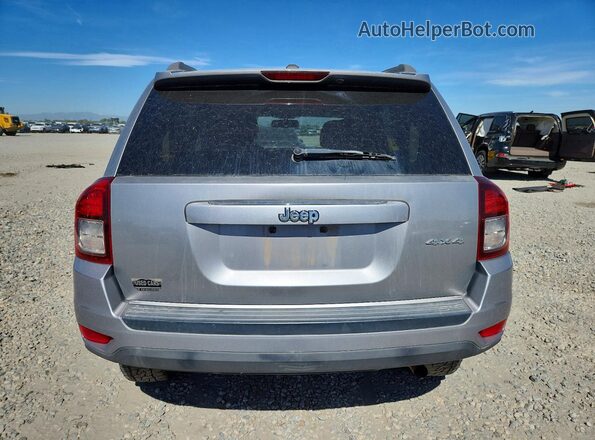 1C4NJDEB7GD733119 2016 JEEP COMPASS Silver Rear view