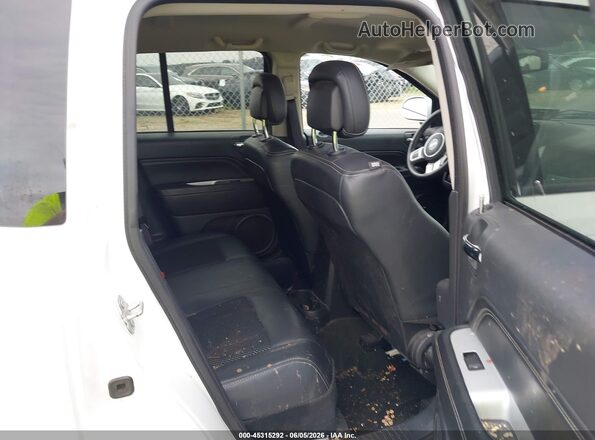 1C4NJDEB9GD757633 2016 JEEP COMPASS White VIN sticker view