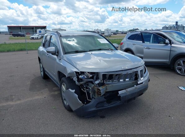 1C4NJDEBXGD686748 2016 JEEP COMPASS Серебряный Вид спереди