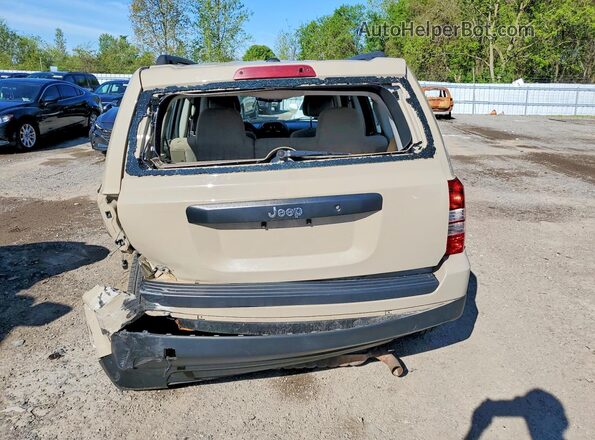 1C4NJPAA4HD187623 2017 JEEP PATRIOT Желто-коричневый Вид сзади