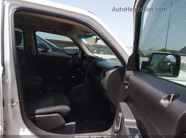 1C4NJPAB9HD169384 2017 JEEP PATRIOT White Widok wnętrza z przodu