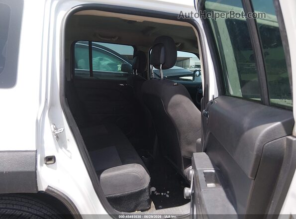 1C4NJPAB9HD169384 2017 JEEP PATRIOT White Widok naklejki z numerem VIN