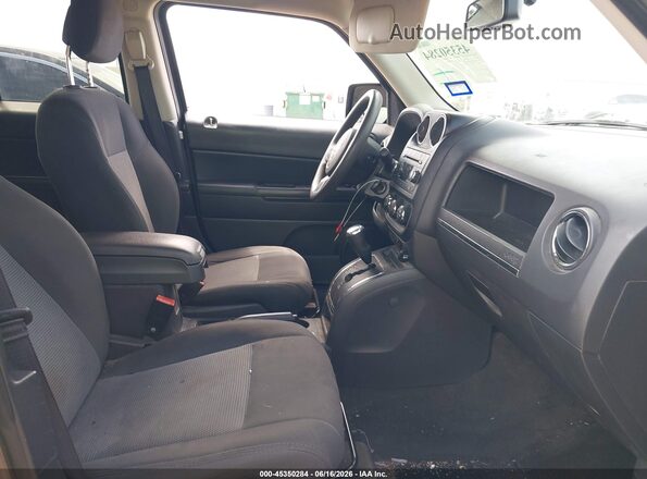 1C4NJPBA0GD575185 2016 JEEP PATRIOT Gray წინა სალონის ხედი