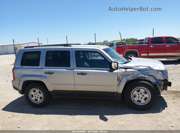 1C4NJPBA0GD732388 2016 JEEP PATRIOT Silver Widok wnętrza 360 stopni
