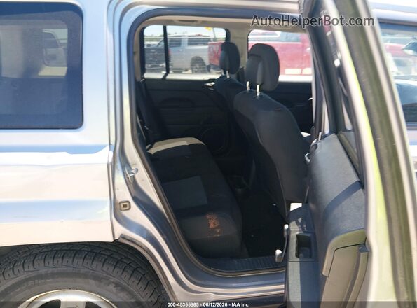 1C4NJPBA0GD732388 2016 JEEP PATRIOT Silver Widok naklejki z numerem VIN