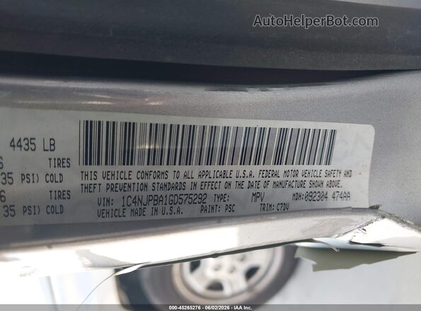 1C4NJPBA1GD575292 2016 JEEP PATRIOT Silver Engine compartment view